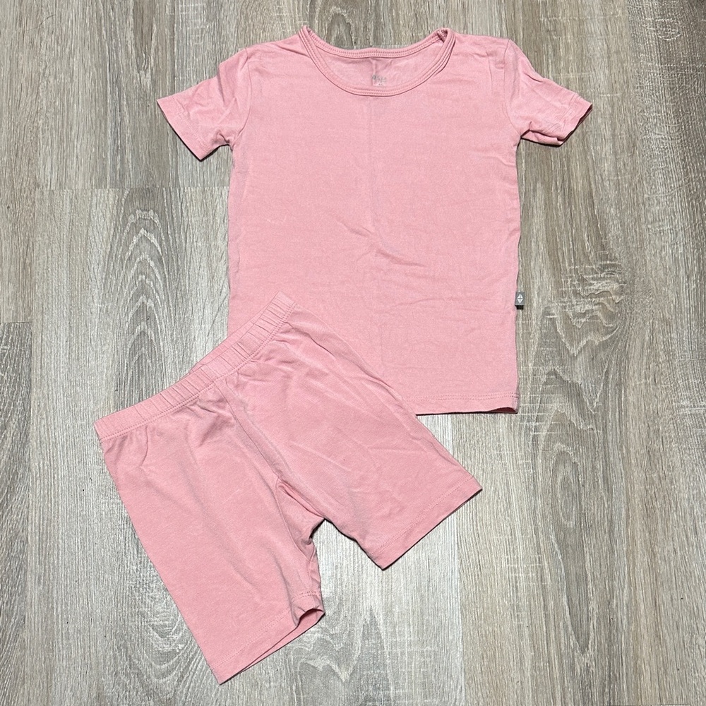 Kyte Baby Crepe Short Sleeve & Short Pajama Set